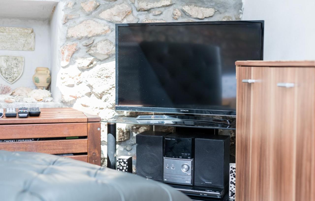 Apartament Stone House Knez Vrbnik Zewnętrze zdjęcie