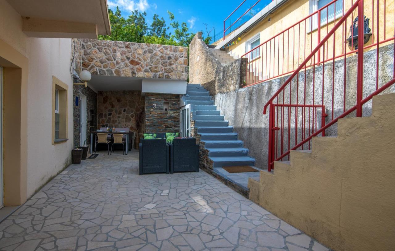 Apartament Stone House Knez Vrbnik Zewnętrze zdjęcie