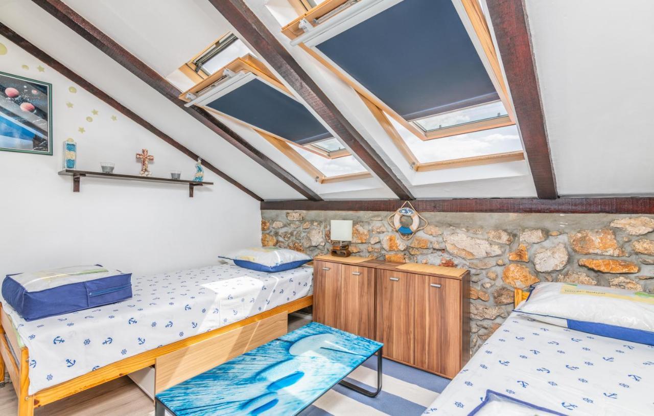 Apartament Stone House Knez Vrbnik Zewnętrze zdjęcie